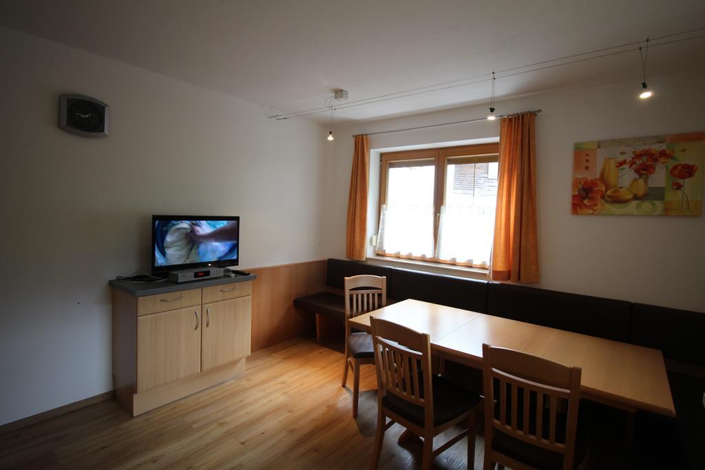 Haus Peter Schiestl Leilighet Zell am Ziller Eksteriør bilde